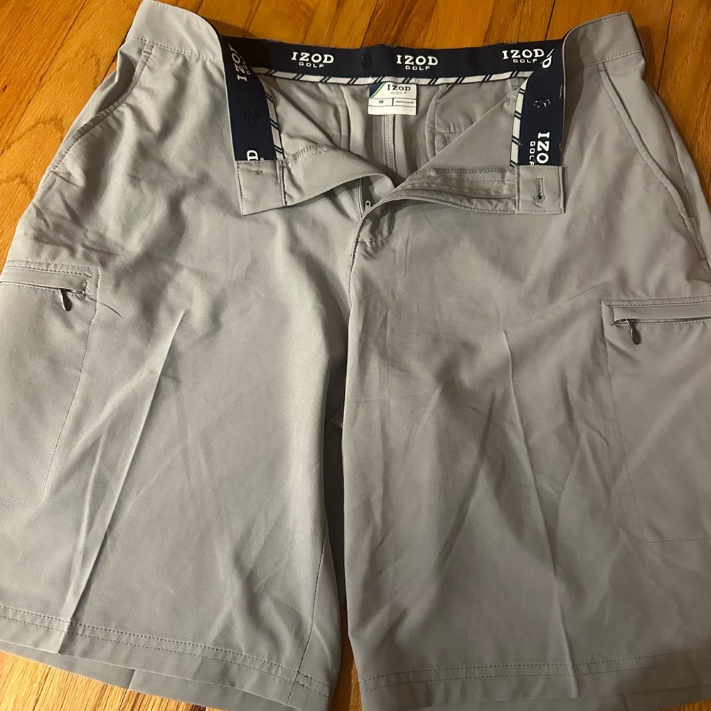 IZOD shorts